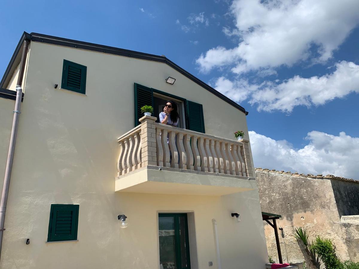 Agriturismoeloropizzuta Lido di Noto Exteriör bild