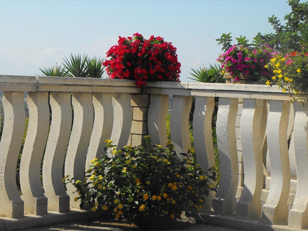 Agriturismoeloropizzuta Lido di Noto Rum bild