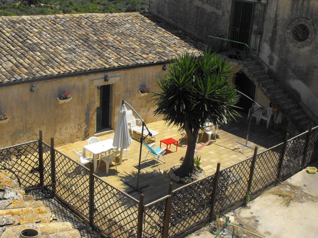 Agriturismoeloropizzuta Lido di Noto Rum bild