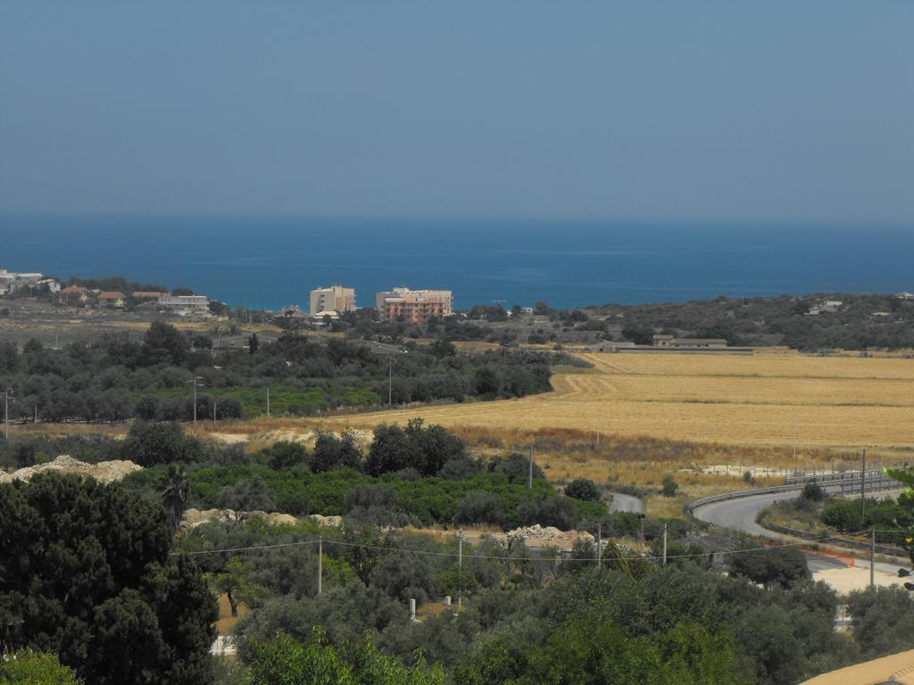 Agriturismoeloropizzuta Lido di Noto Exteriör bild