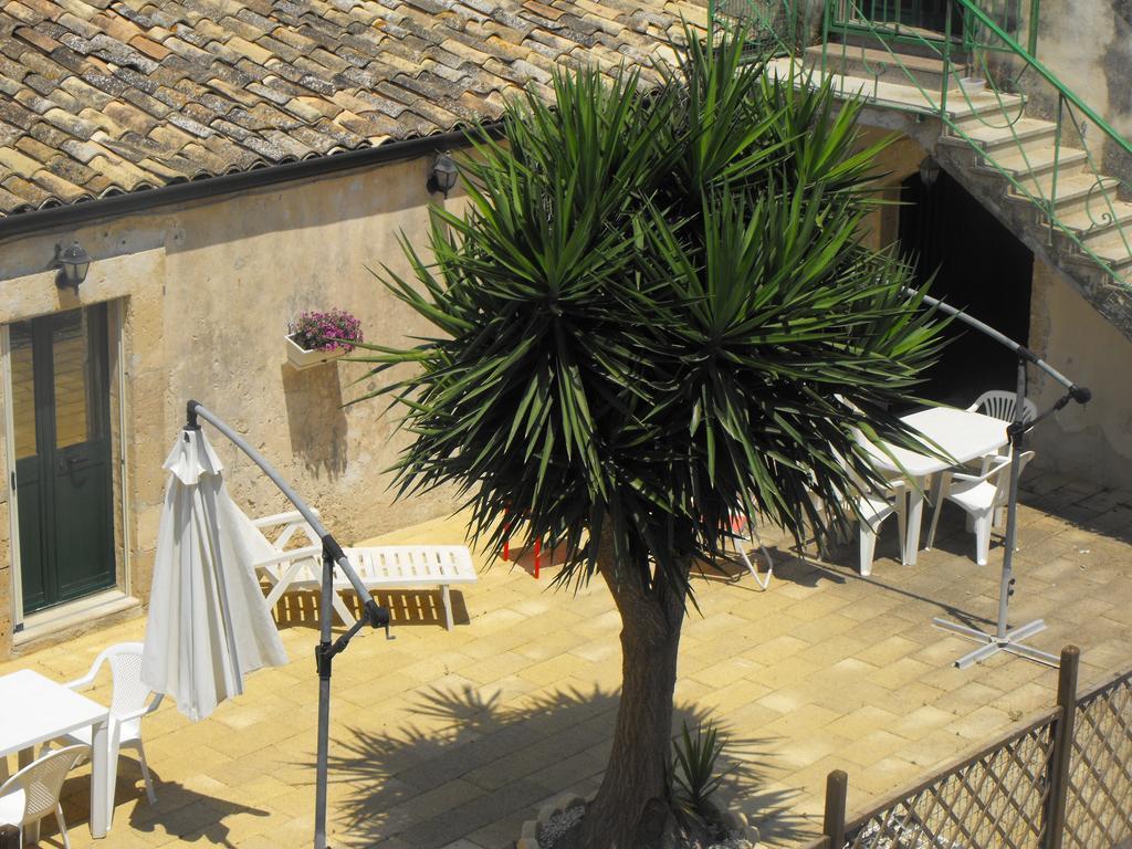 Agriturismoeloropizzuta Lido di Noto Rum bild