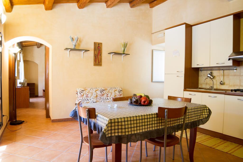 Agriturismoeloropizzuta Lido di Noto Exteriör bild