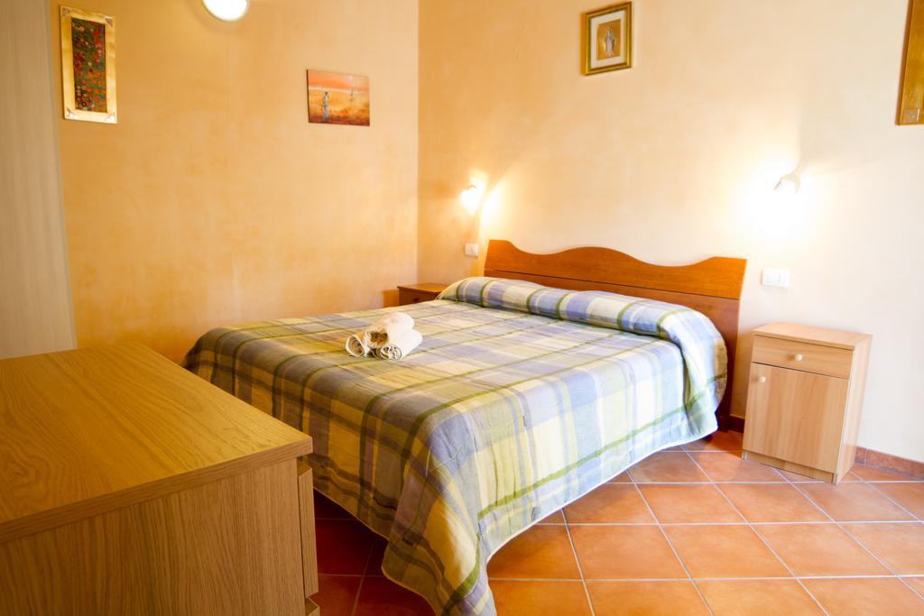 Agriturismoeloropizzuta Lido di Noto Exteriör bild