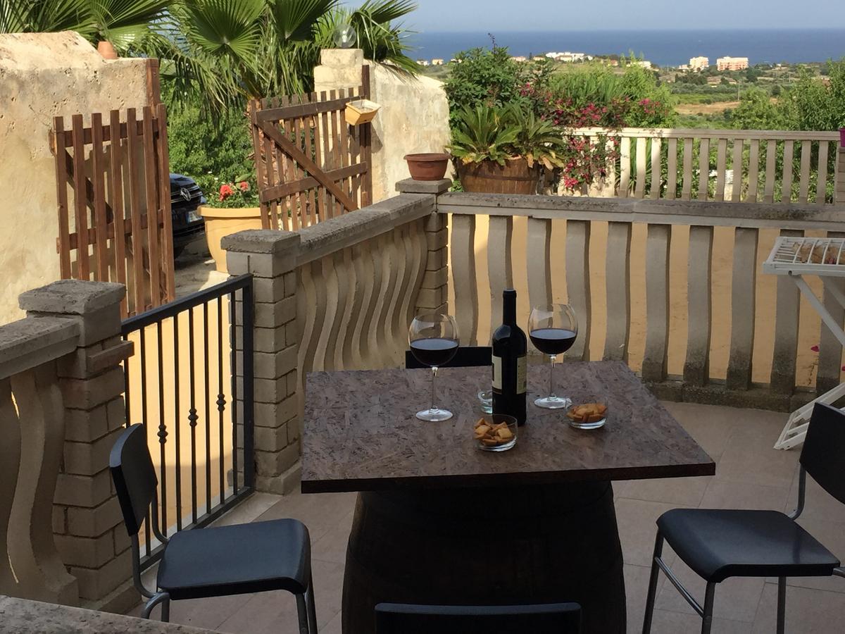Agriturismoeloropizzuta Lido di Noto Exteriör bild