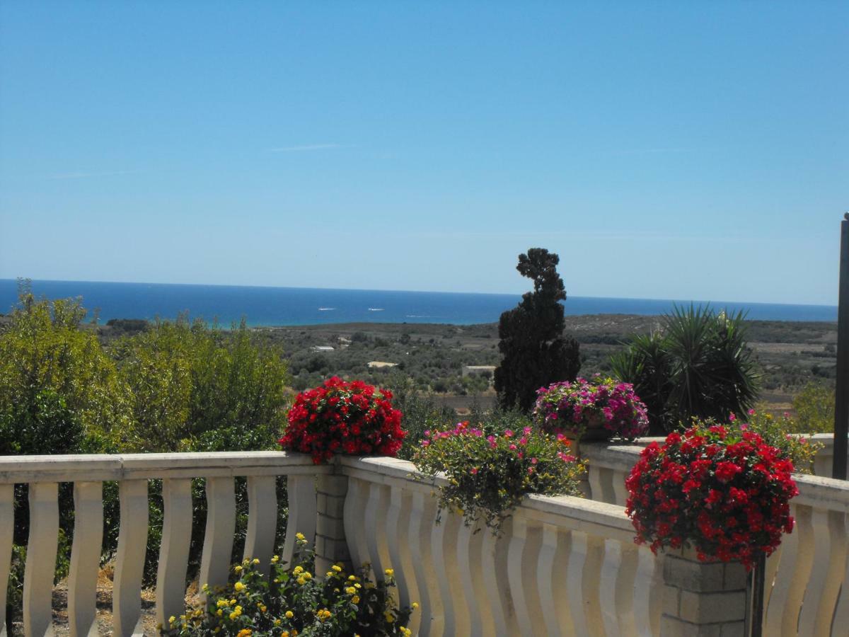 Agriturismoeloropizzuta Lido di Noto Exteriör bild